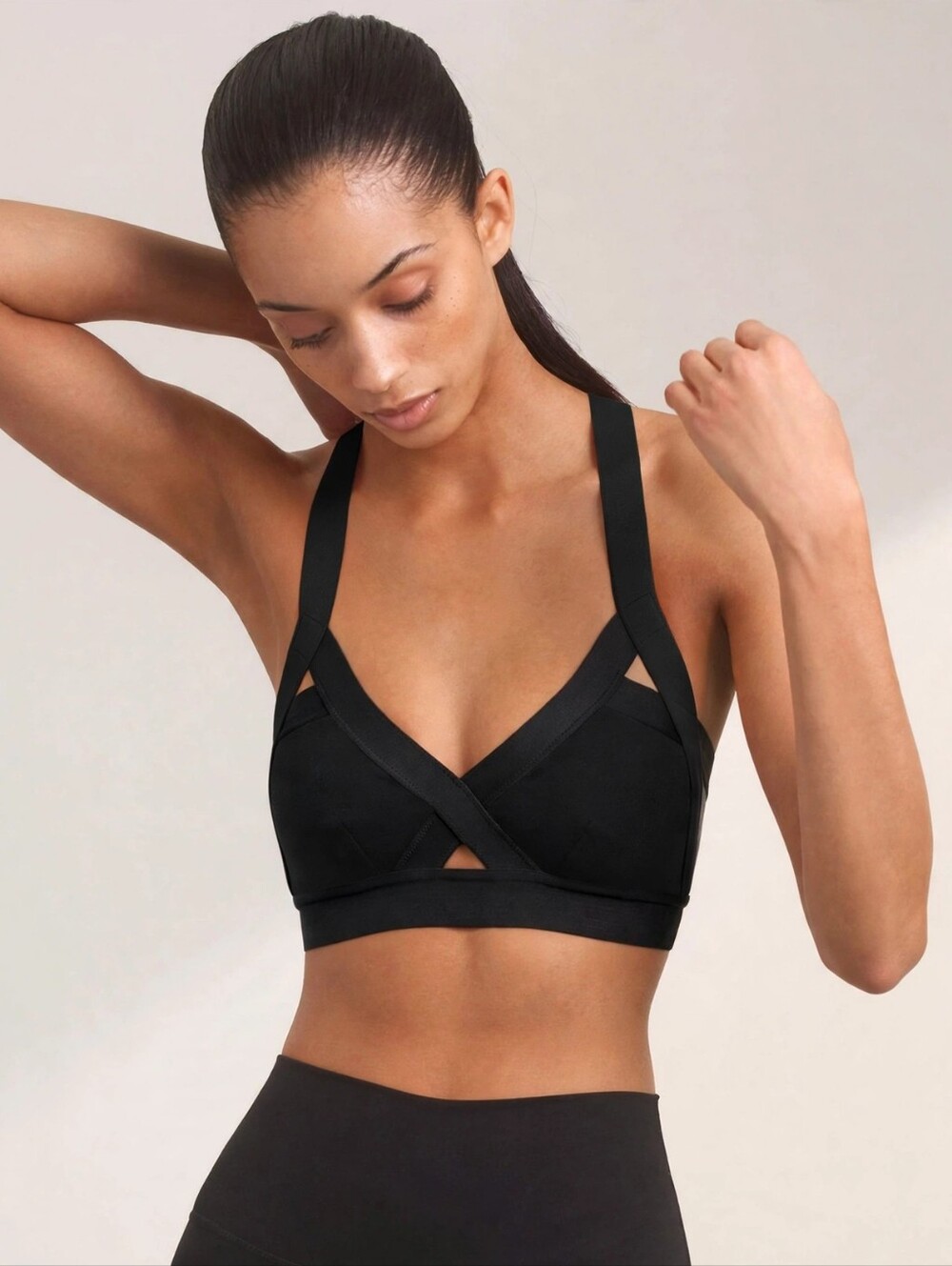 aritzia x Commumity rasa bra top